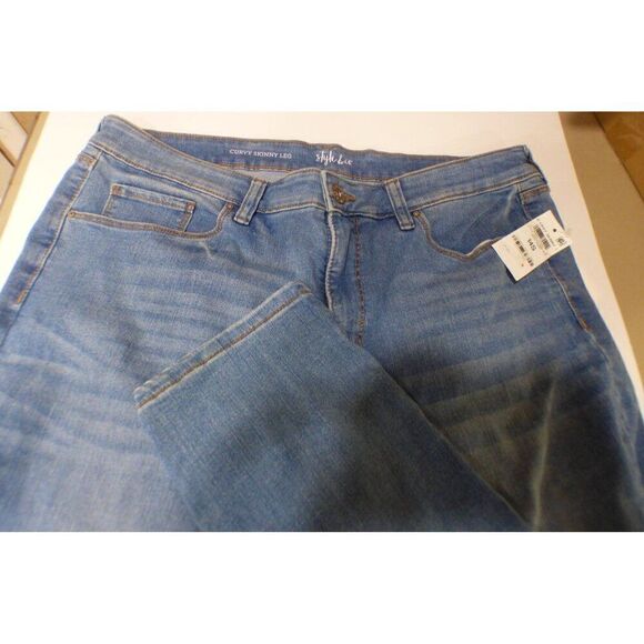 $34.00 BeBop Juniors' Printed Smocked-Waist Linen Blend Shorts, Coral/Tan - Picture 10 of 11